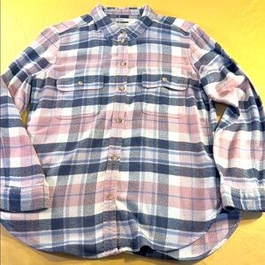 American Eagle outfitters woman’s flannel shirt